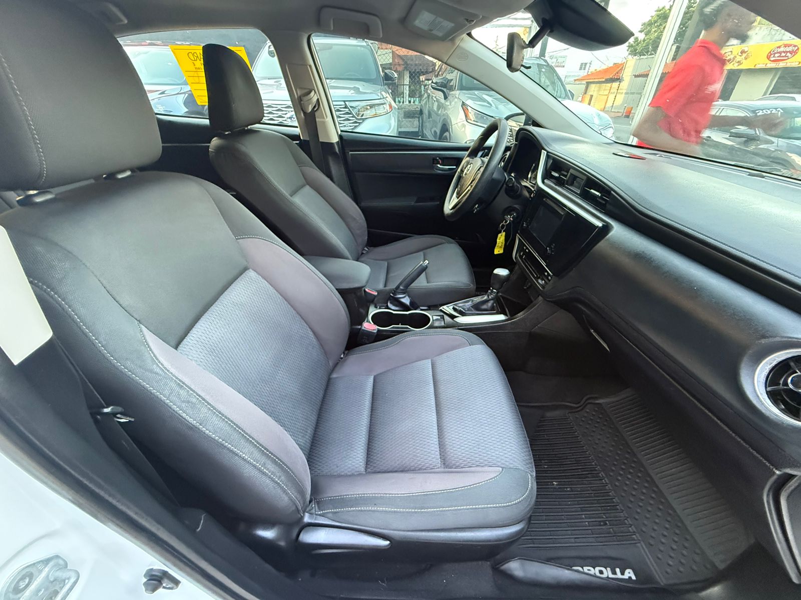 Toyota Corolla LE 2019 Foto 7288430-9.jpg