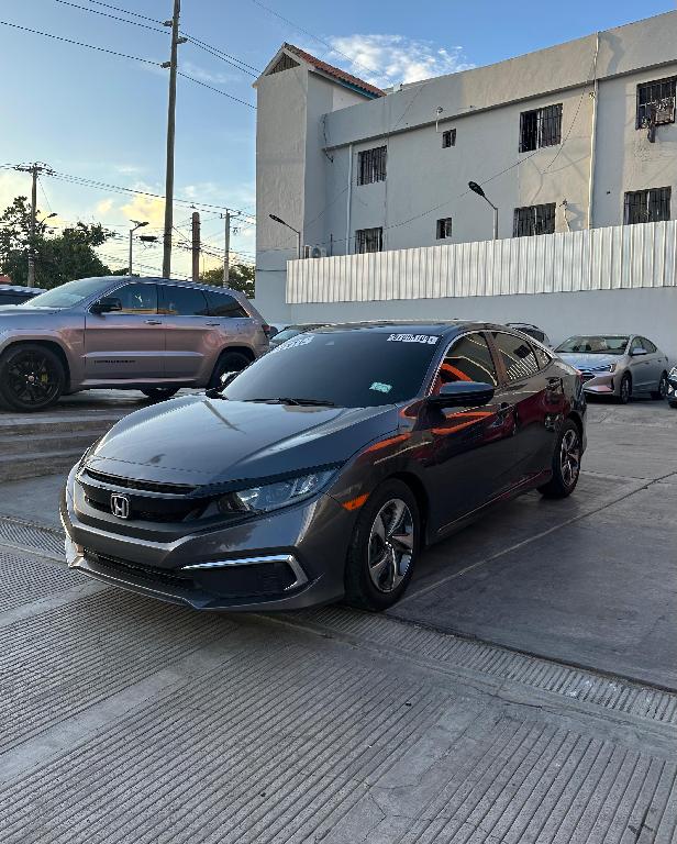 Honda civic 2019  LX Foto 7288457-2.jpg
