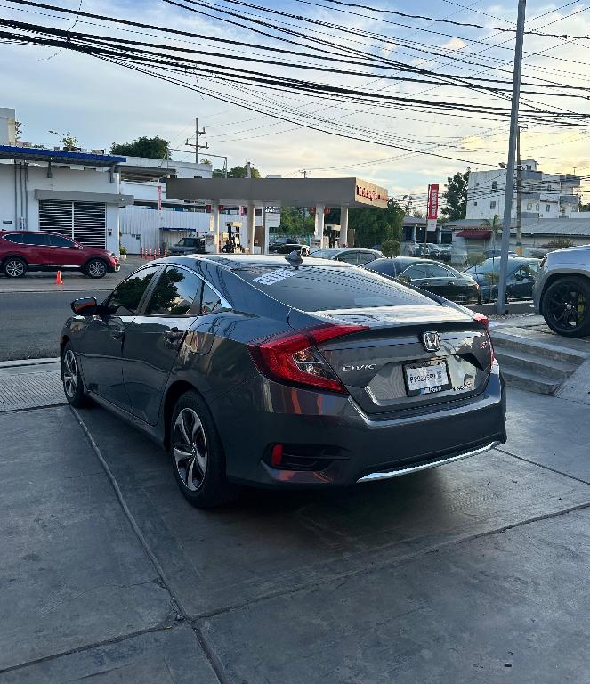 Honda civic 2019  LX Foto 7288457-4.jpg