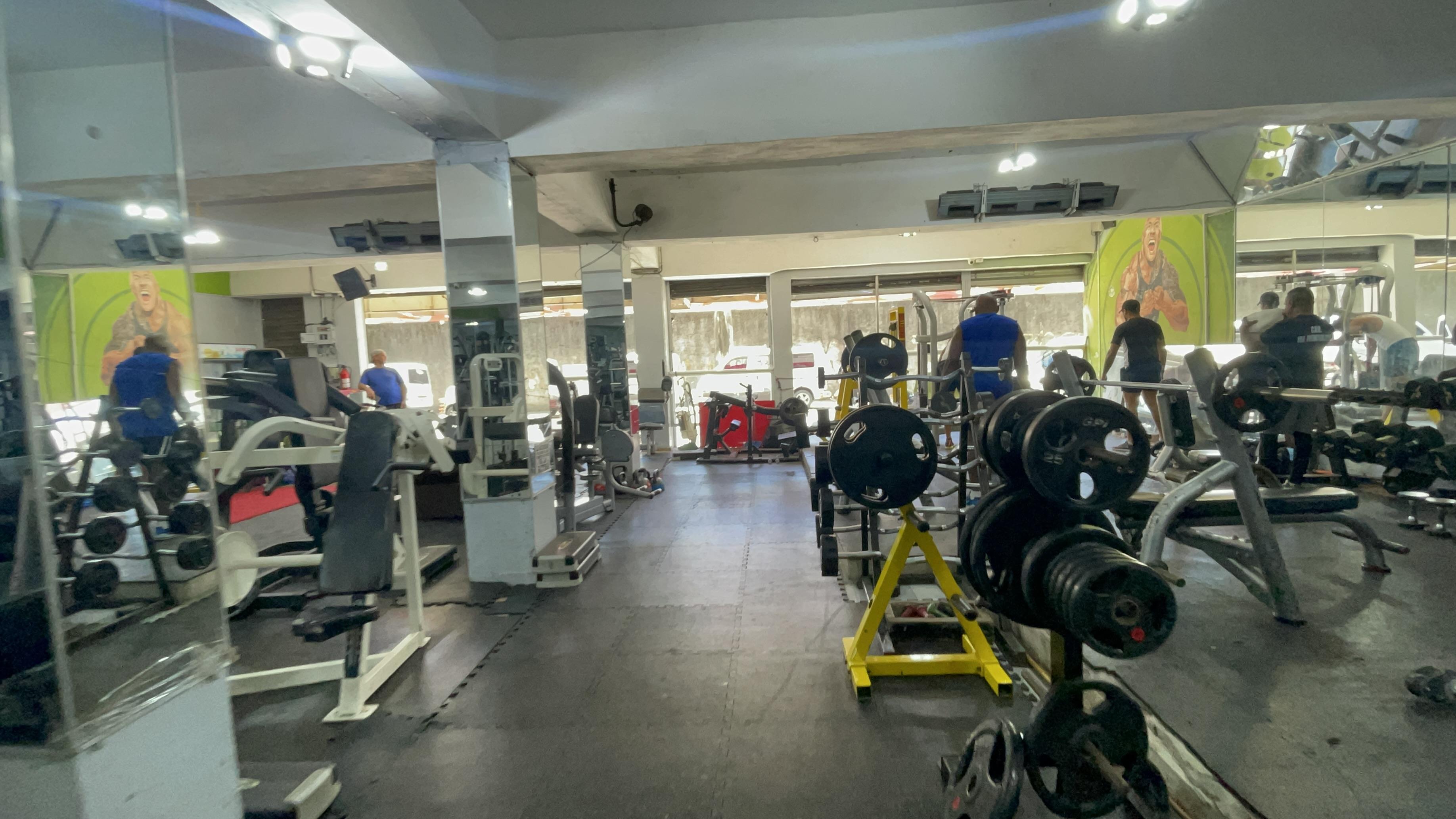 Vendo gimnasio mobiliarios en buen punto  Foto 7288479-4.jpg