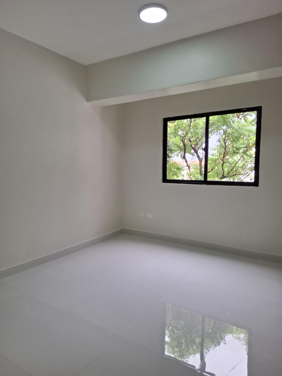 Rento apartamento nuevo a estrenar en el Vergel 4to piso con ascensor  Foto 7288643-5.jpg