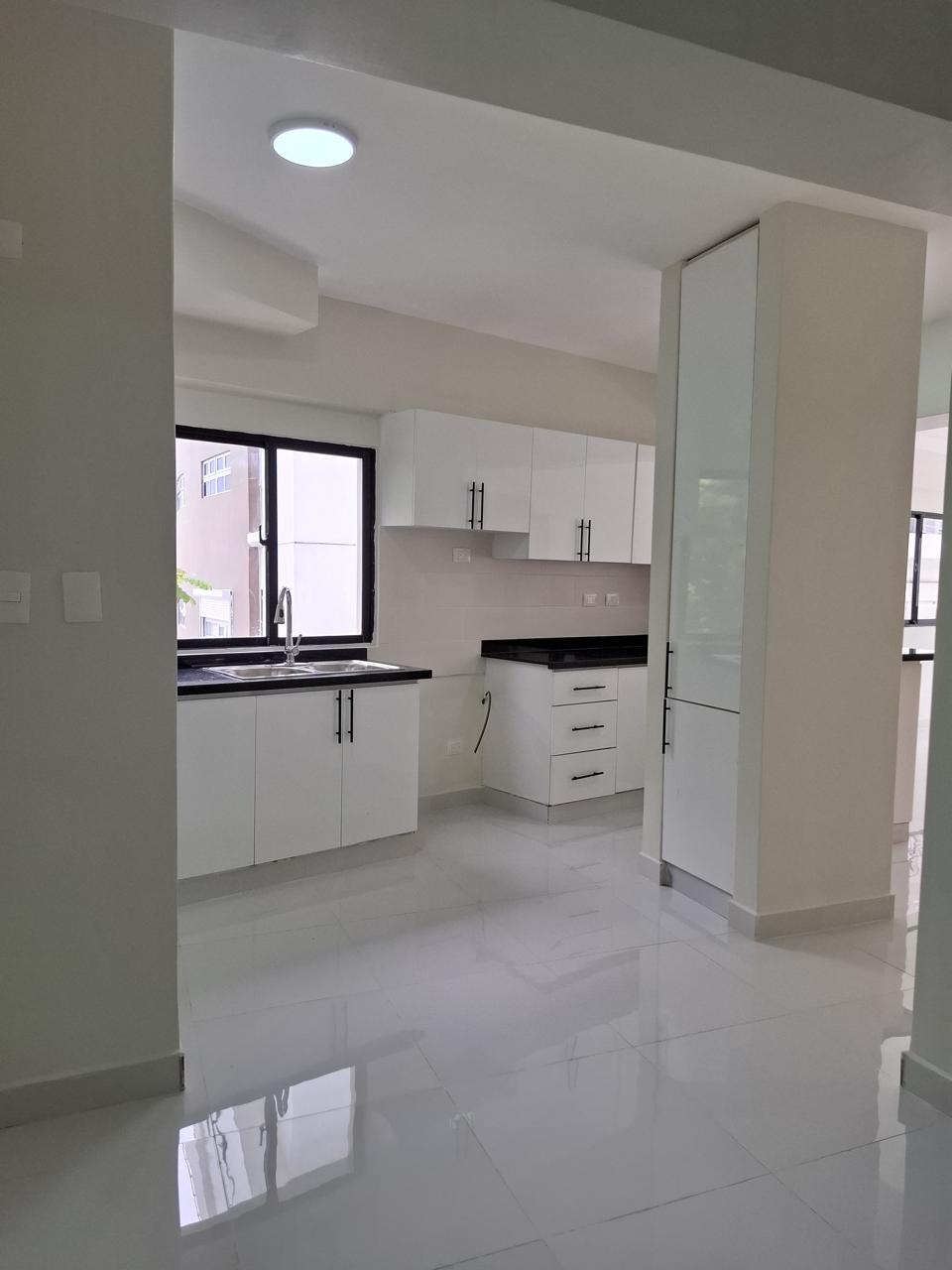 Rento apartamento nuevo a estrenar en el Vergel 4to piso con ascensor  Foto 7288643-8.jpg