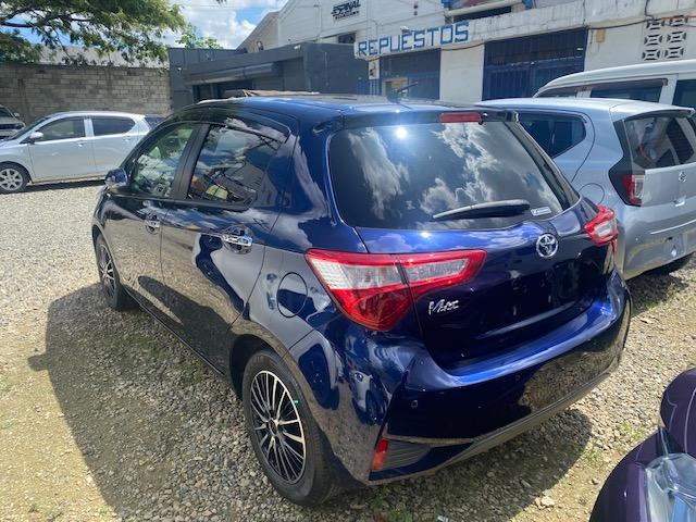 TOYOTA VITZ RECIEN IMPORTADO AÑO 2019 EXCELENTES CONDICIONES Foto 7288711-4.jpg