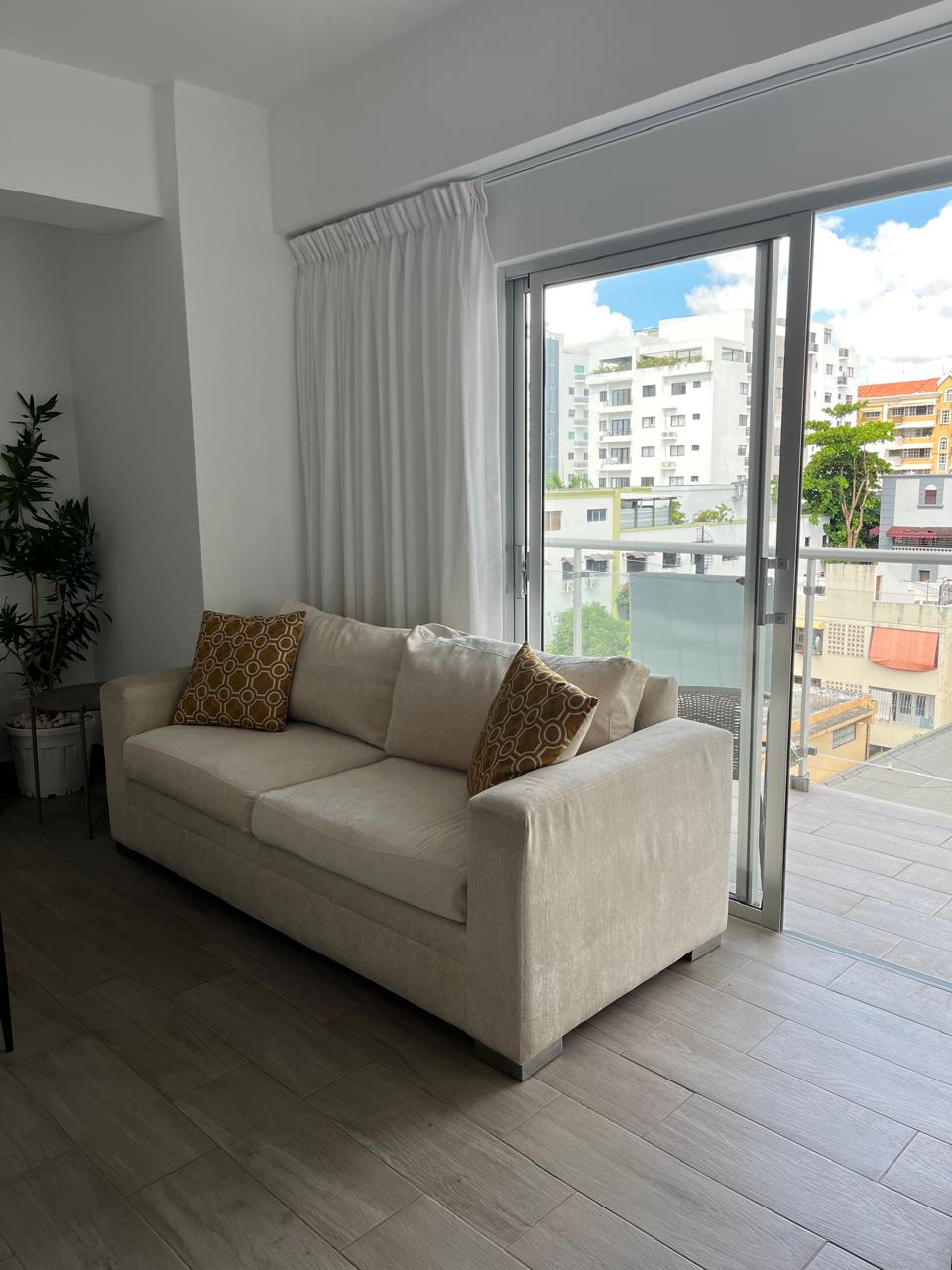Apartamento en Alquiler en Evaristo Morales Foto 7288742-3.jpg