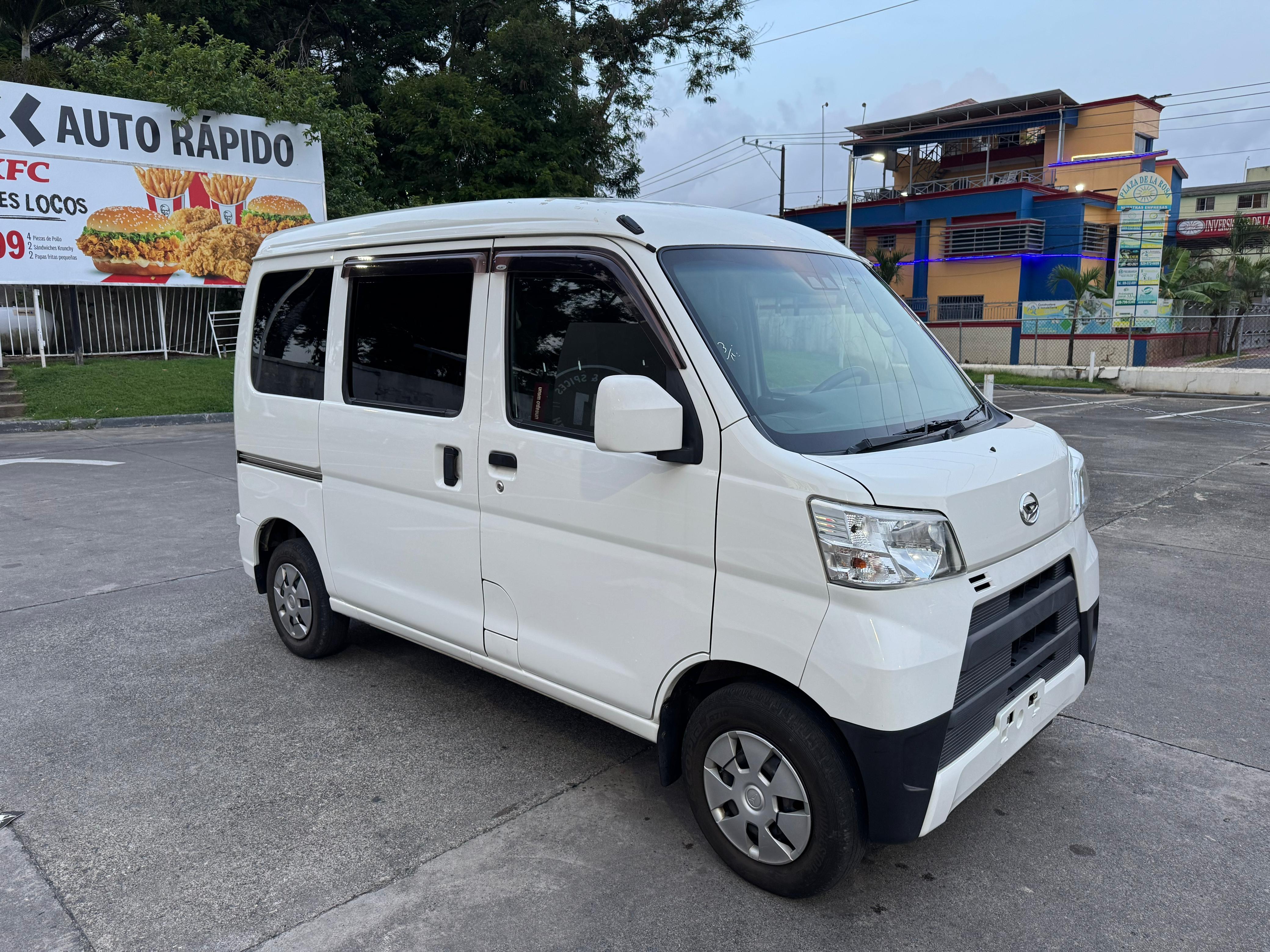 Daihatsu Hijet 2019 full Foto 7289096-2.jpg