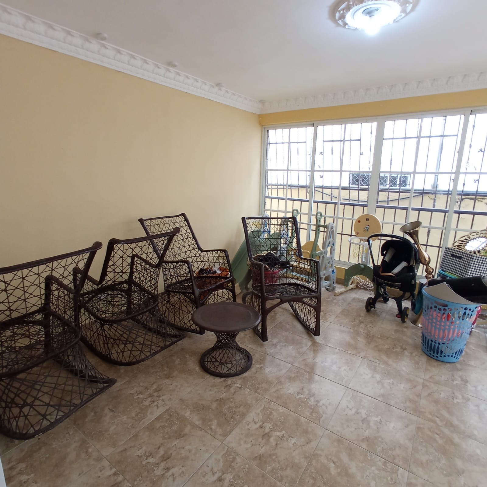 Casa en venta de 3 niveles en la Zona Oriental S.D.E. Foto 7289331-9.jpg