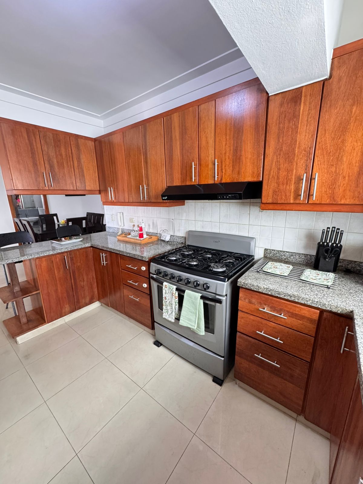???? Apartamento en Alquiler – Mirador Sur ????  Vive con estilo y com Foto 7289365-3.jpg