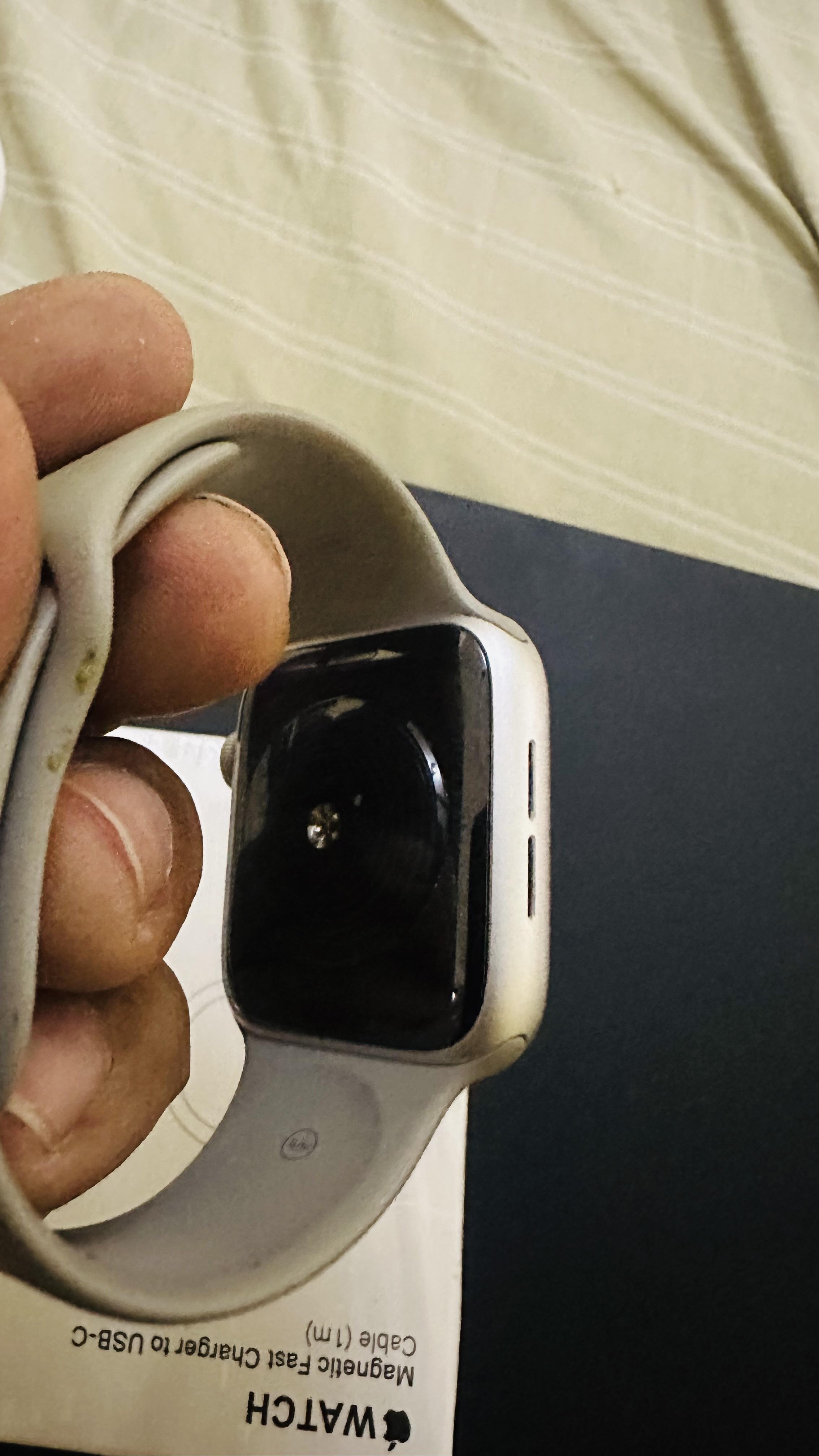 APPLE WATCH SE 44MM LTE GRIS COLO NUEVO Foto 7289391-2.jpg
