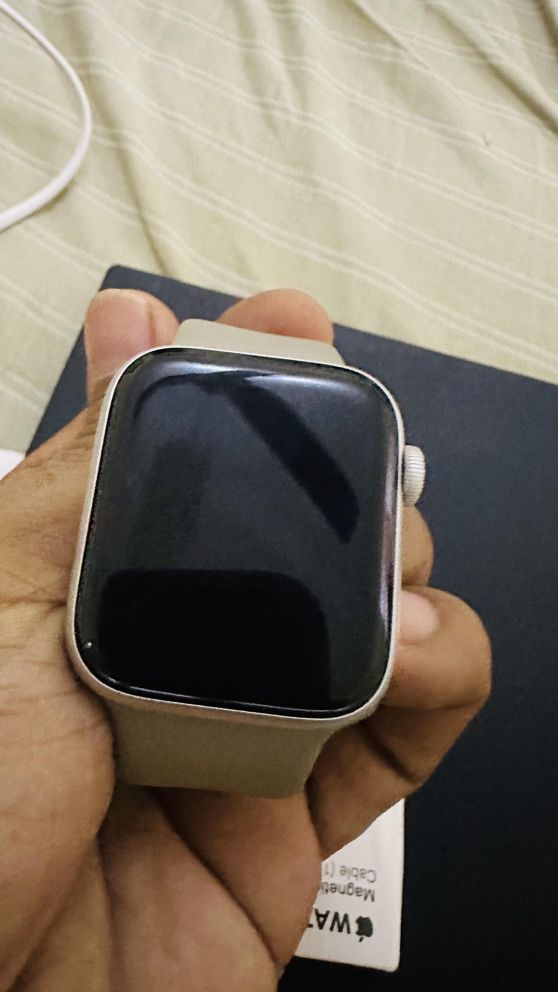APPLE WATCH SE 44MM LTE GRIS COLO NUEVO Foto 7289391-5.jpg