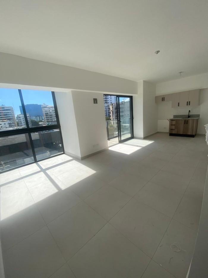 Alquiler de hermoso Apartamento con línea blanca en Naco. Foto 7289407-7.jpg