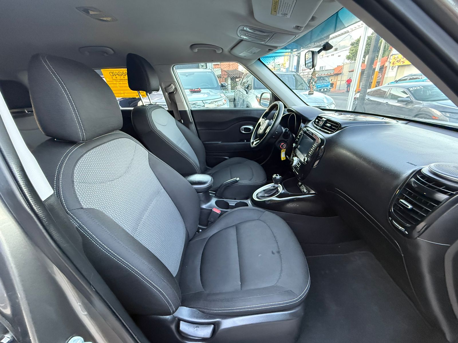 KIA SOUL LX 2019 Foto 7289478-9.jpg