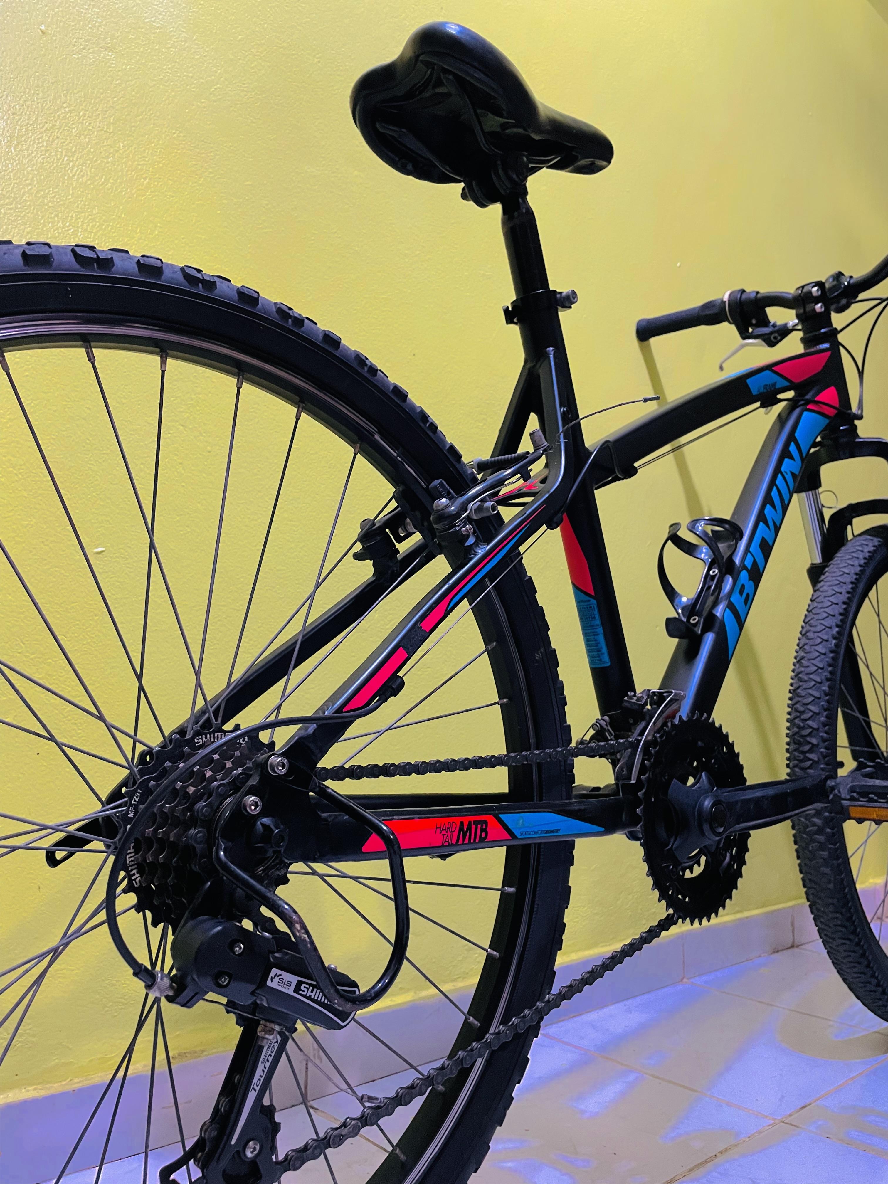 Lig negociable VENDO MTB BTWIN MARCA EUROPEA En 13500 poco dias de uso Foto 7289518-5.jpg