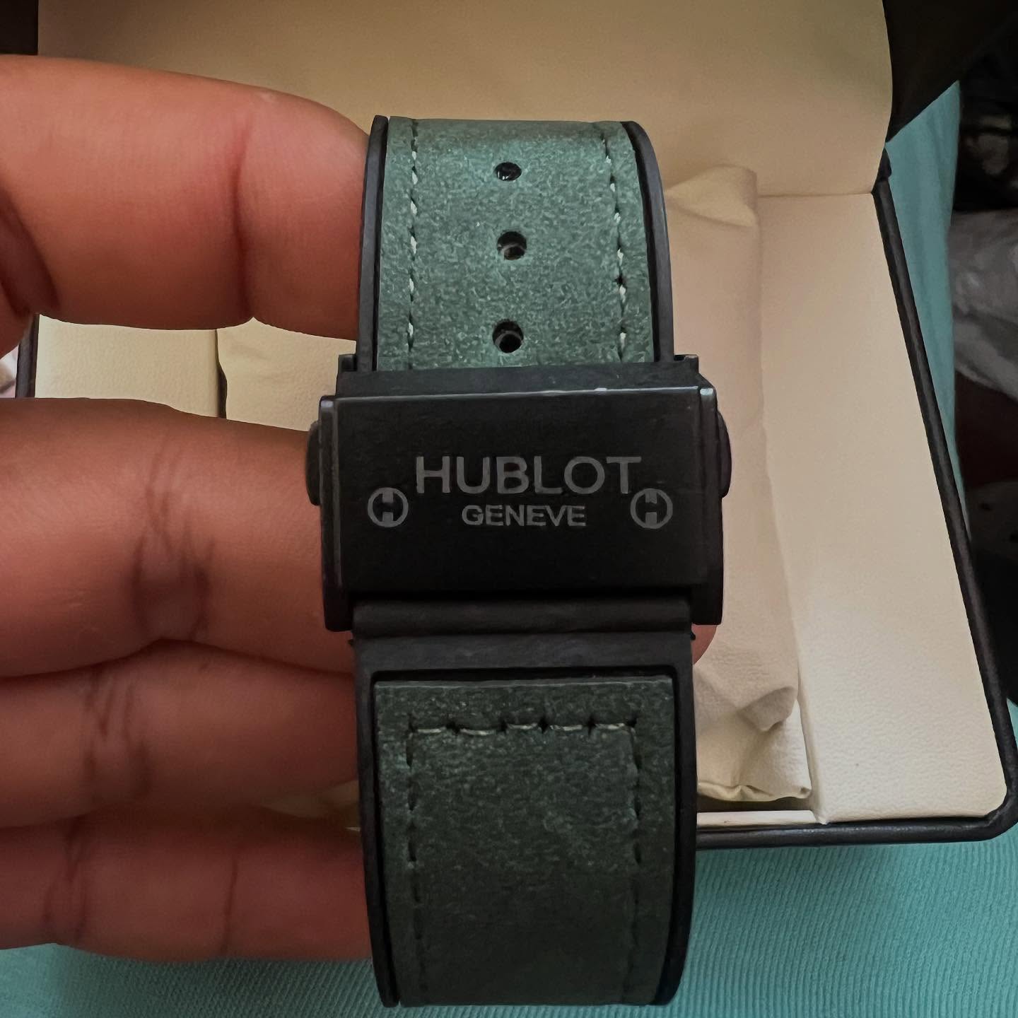 Reloj con mov en  cuarzo Pulsera silicona ajustable fechero Foto 7289847-3.jpg