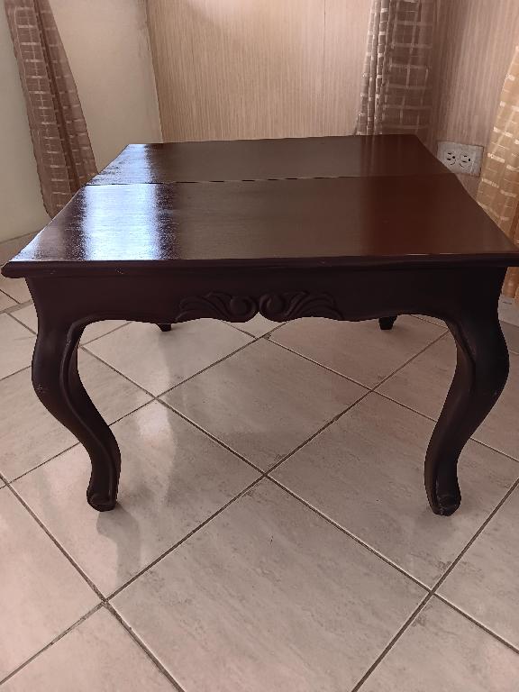 mesa  en  Caoba     Foto 7289856-3.jpg