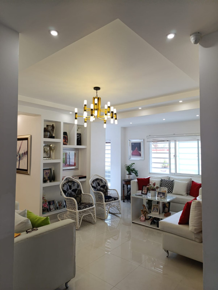 Se vende Apartamento de 4 Habitaciones en El Ensanche Ozama  Foto 7289869-1.jpg