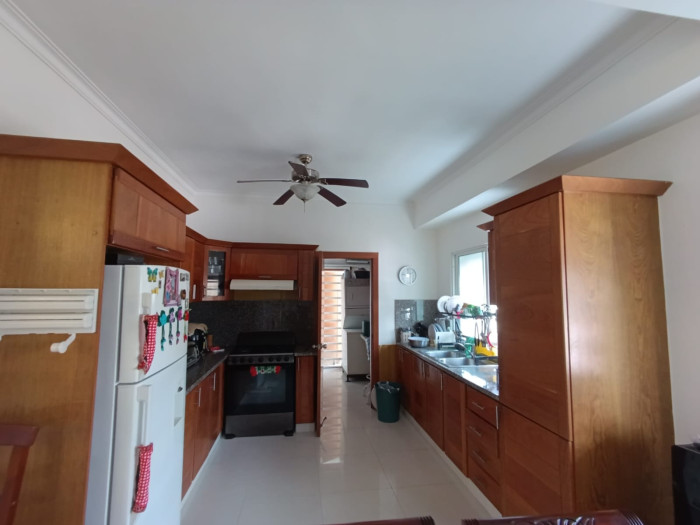 Se vende Apartamento de 4 Habitaciones en El Ensanche Ozama  Foto 7289869-13.jpg