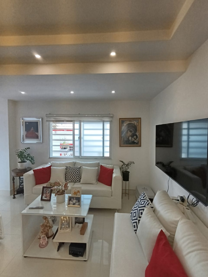 Se vende Apartamento de 4 Habitaciones en El Ensanche Ozama  Foto 7289869-3.jpg