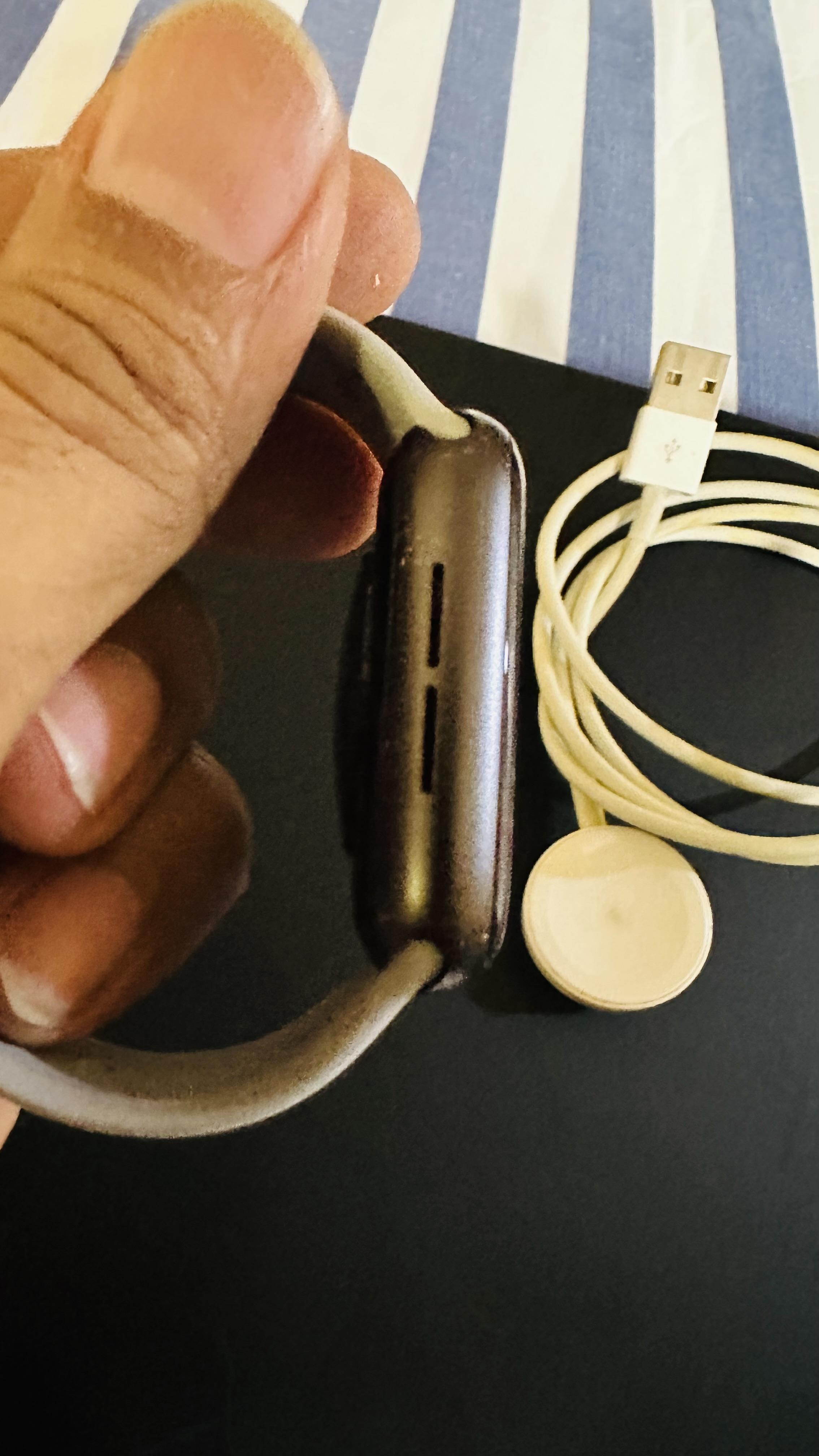 APPLE WATCH SE 44MM NIKE EDITION RECIEN LLEGADO EN PRECIO ⌚️???? Foto 7289906-3.jpg