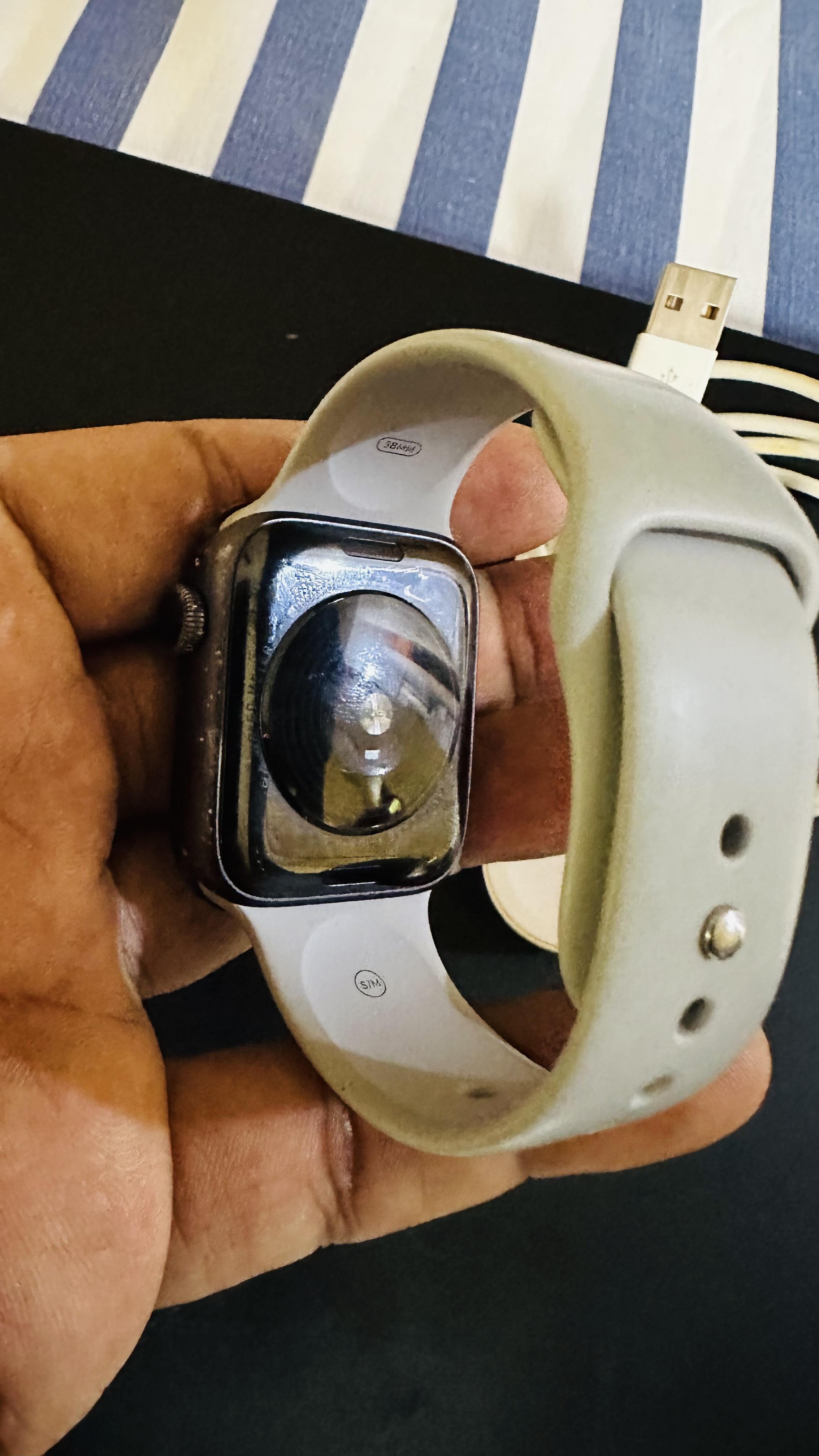 APPLE WATCH SE 44MM NIKE EDITION RECIEN LLEGADO EN PRECIO ⌚️???? Foto 7289906-8.jpg