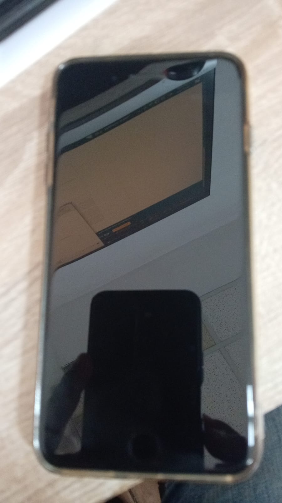 IPHONE 8 PLUS 64GB Foto 7290102-2.jpg