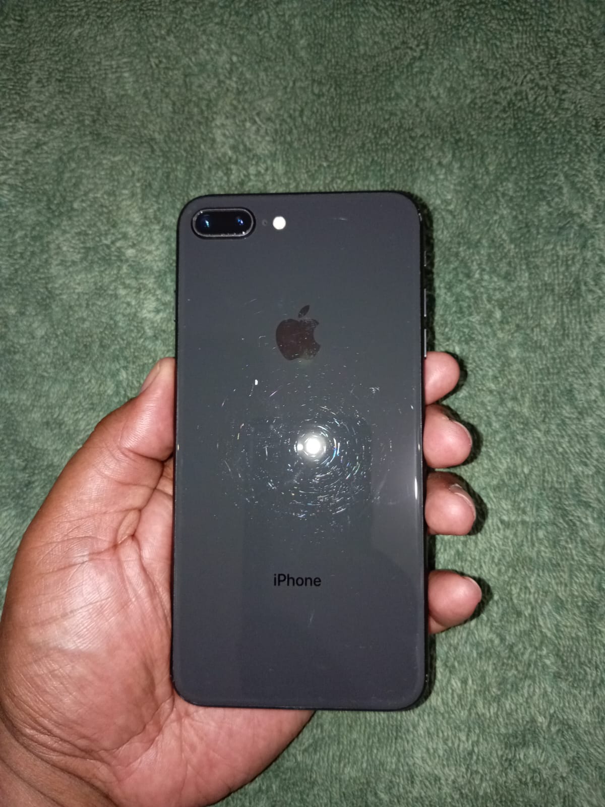 IPHONE 8 PLUS 64GB Foto 7290102-8.jpg