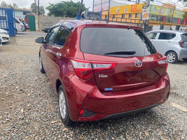 TOYOTA VITZ RECIEN IMPORTADO AÑO 2020 EXCELENTES CONDICIONES Foto 7290131-4.jpg