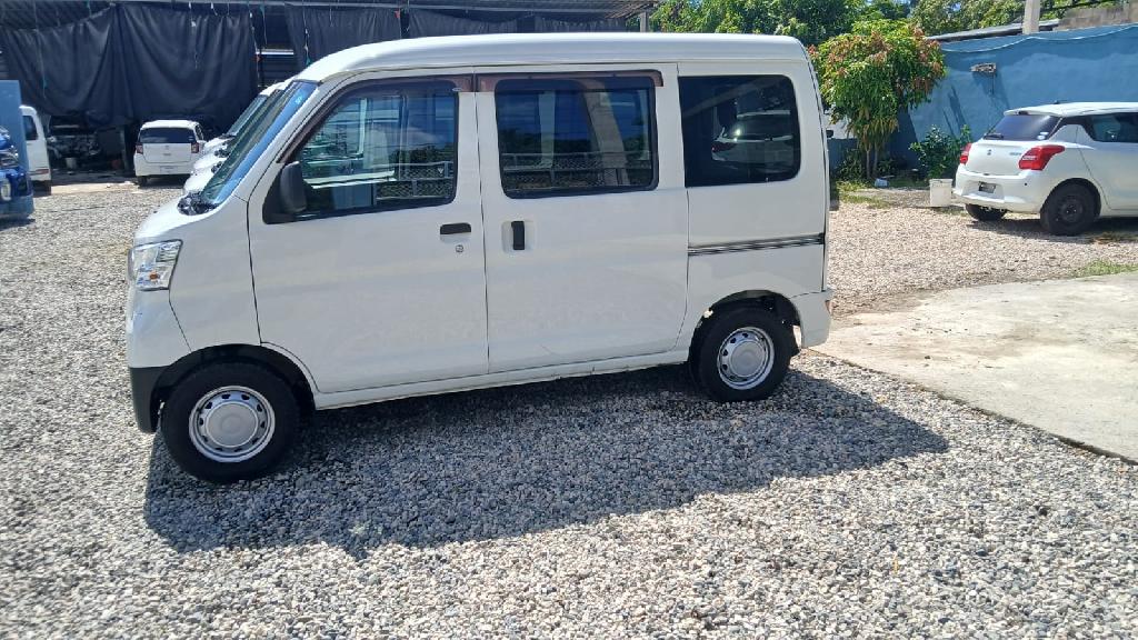 VENDO DAIHATSU HIJET 2019 2020 2021 INICIAL 150000 FINANCIAMIENTO DISP Foto 7290244-10.jpg