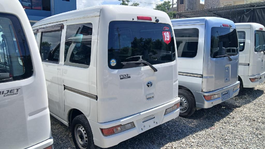 VENDO DAIHATSU HIJET 2019 2020 2021 INICIAL 150000 FINANCIAMIENTO DISP Foto 7290244-12.jpg