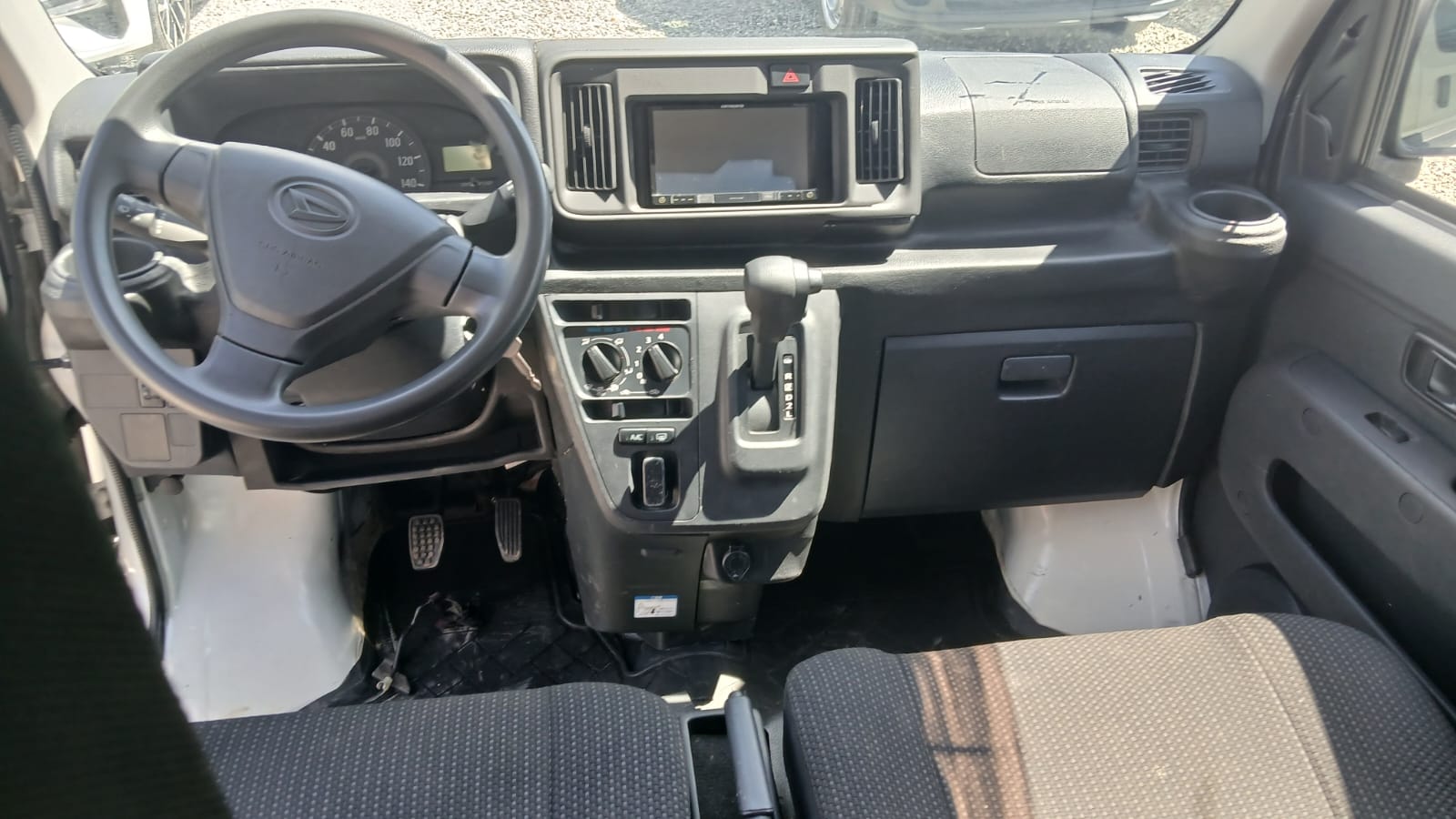 VENDO DAIHATSU HIJET 2019 2020 2021 INICIAL 150000 FINANCIAMIENTO DISP Foto 7290244-6.jpg