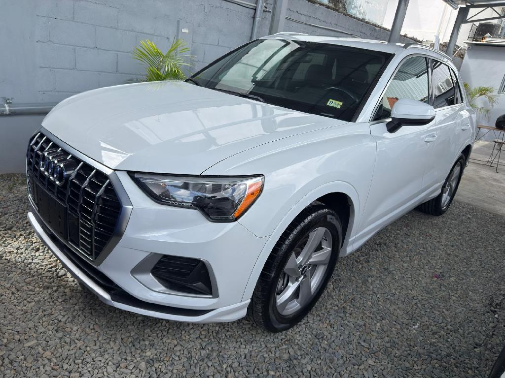 Audi Q3 2021 Quattro Foto 7290328-1.jpg