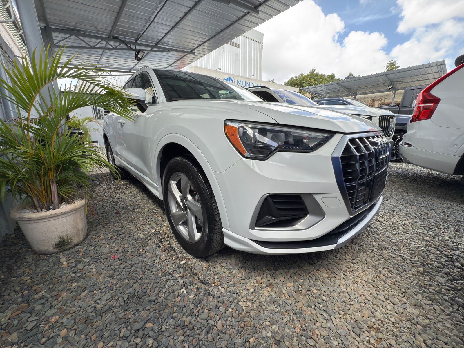 Audi Q3 2021 Quattro Foto 7290328-10.jpg
