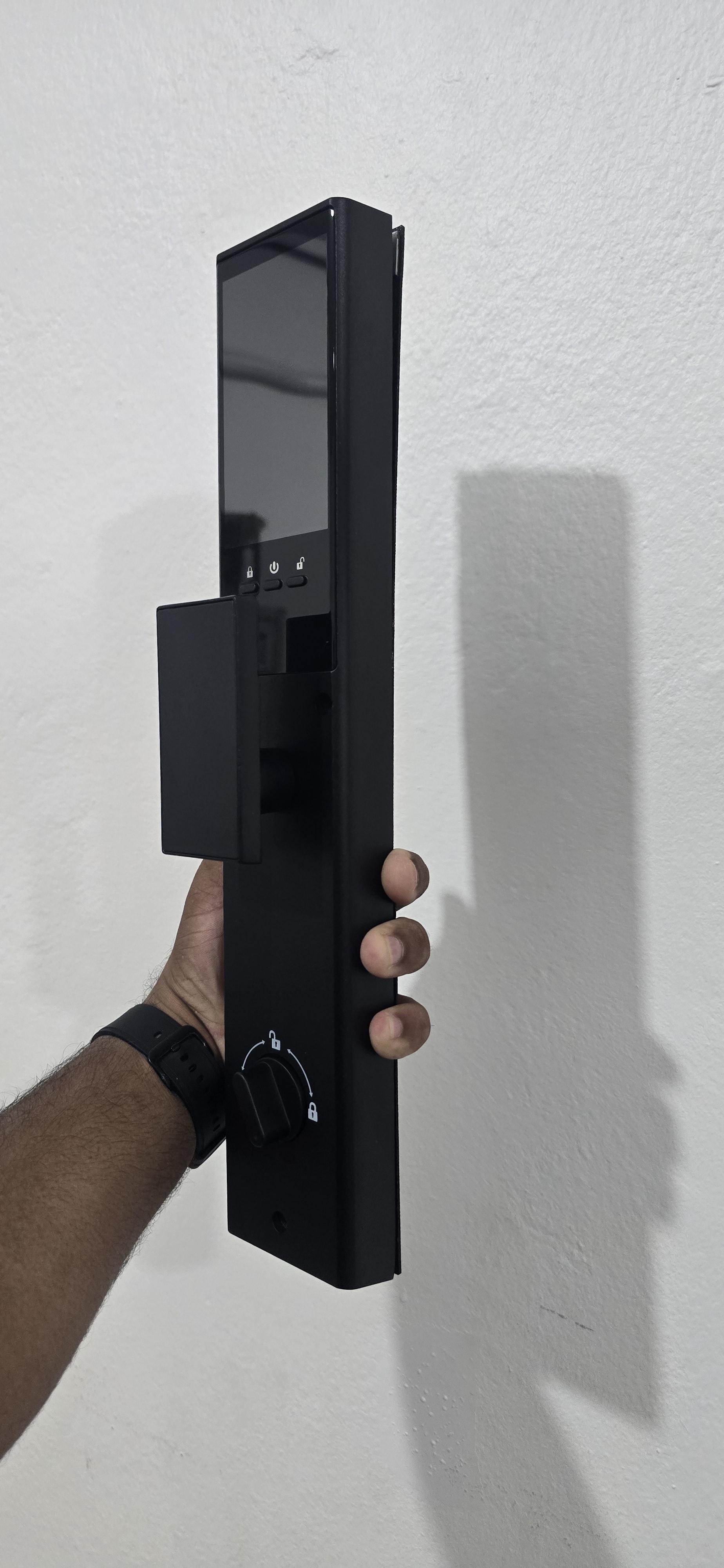 CERRADURA SMART PARA PUERTAS CON CAMARA P20 830-16023 APP TUYA Foto 7290463-3.jpg