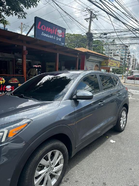 HYUNDAI TUCSON  en Santo Domingo DN Foto 7290475-3.jpg