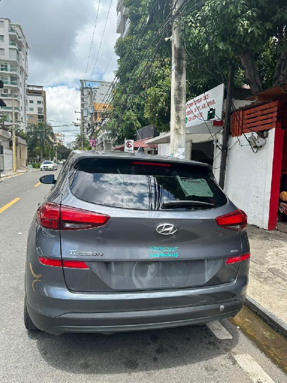 HYUNDAI TUCSON  en Santo Domingo DN Foto 7290475-4.jpg