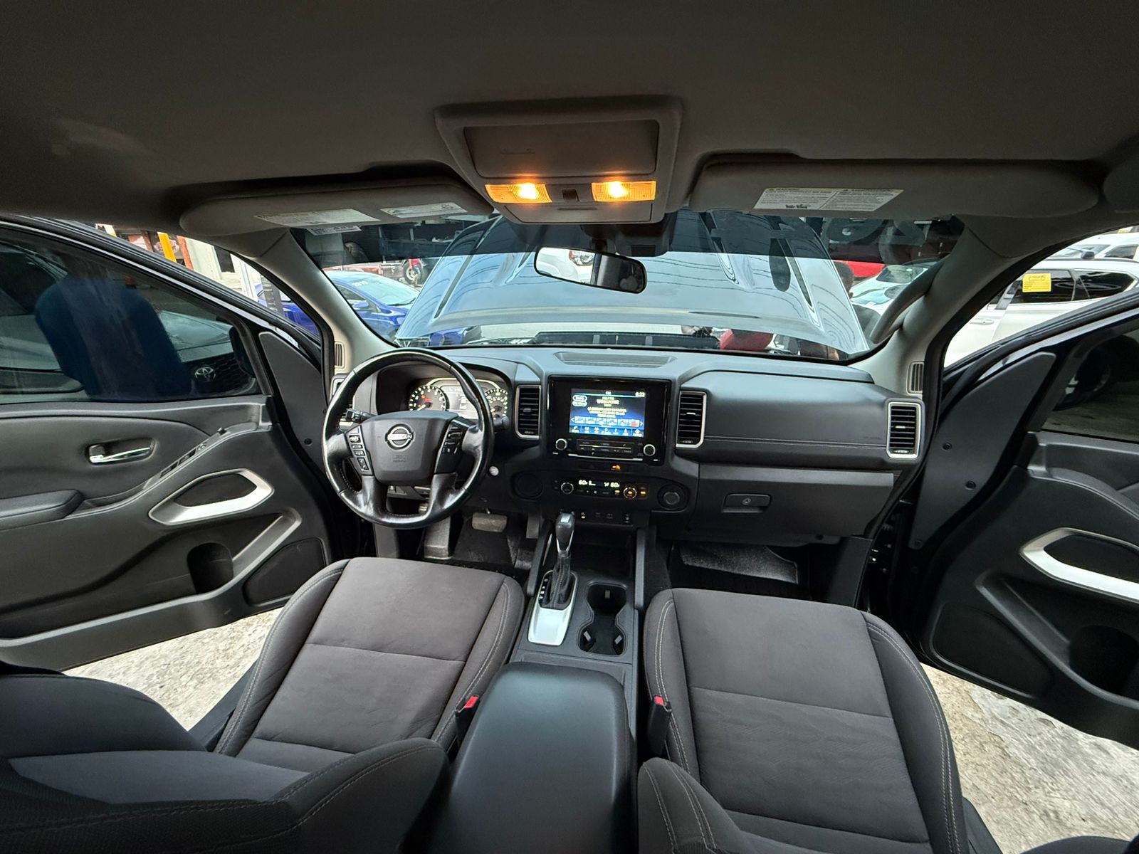 NISSAN FRONTIER SV 2022 Foto 7290491-11.jpg