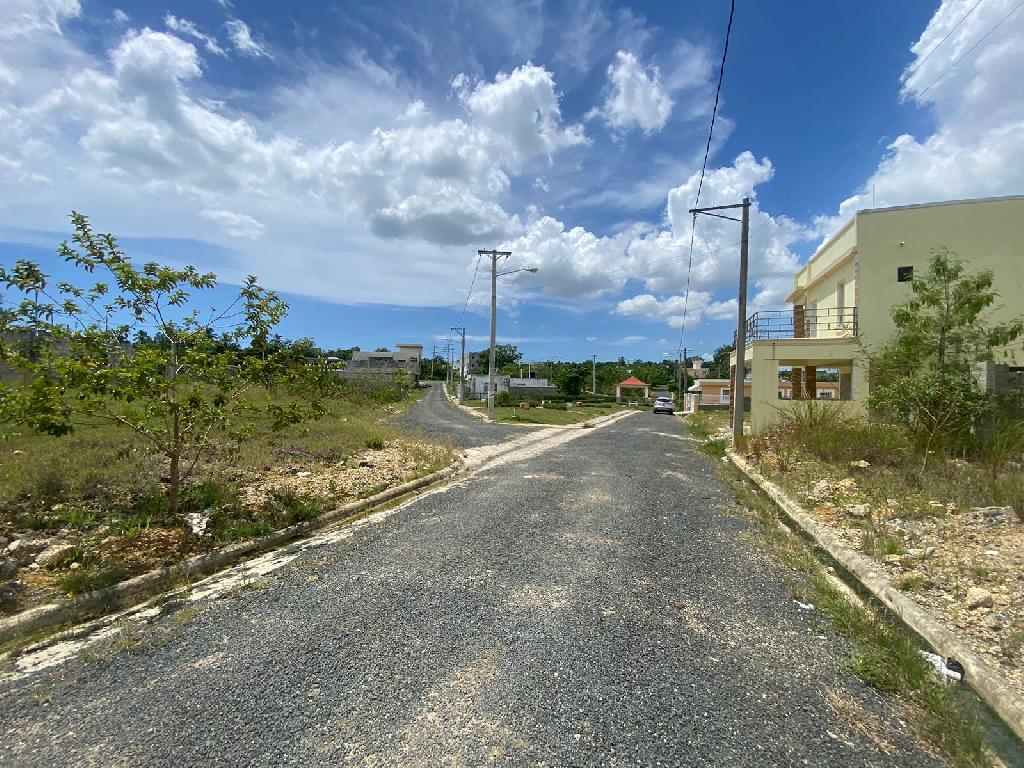 Solares en Residencial Seguro con Todos los Servicios Foto 7290715-2.jpg