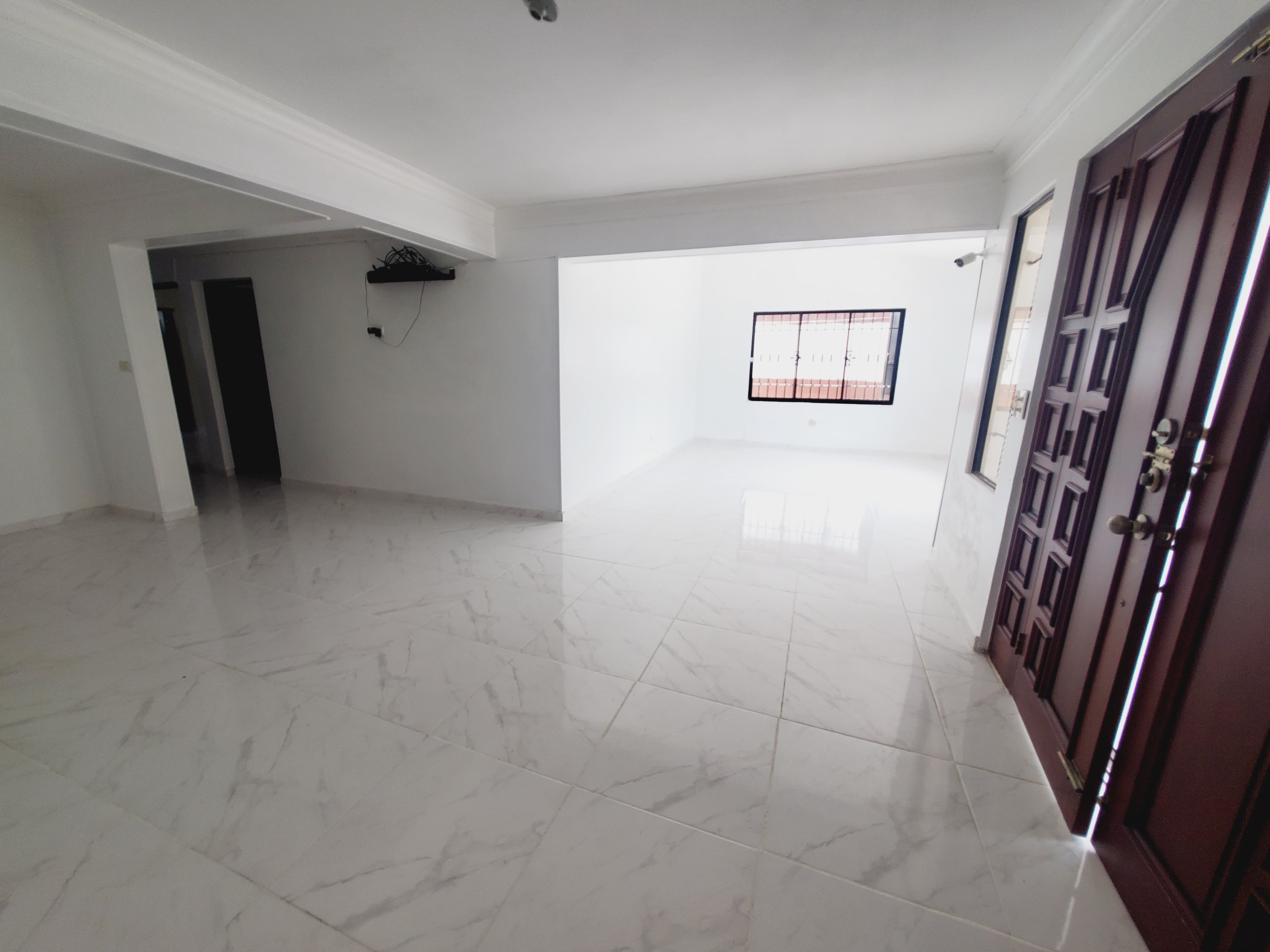 VENDO CASA DE 5 HABITACIONES 2 NIVELES EN GURABO SANTIAGO. Foto 7290808-6.jpg