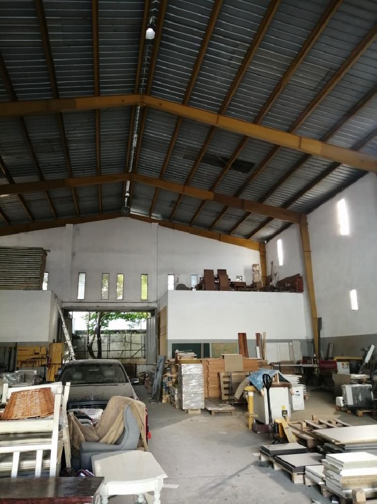 Nave en alquiler con oficinas en Villa Aura Foto 7290960-10.jpg