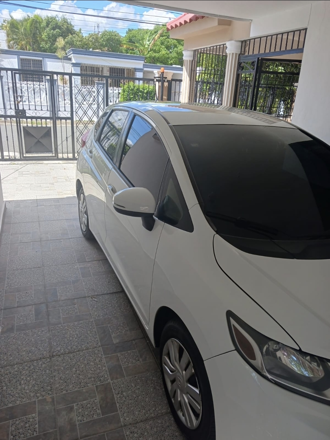 Vendo Honda Fit LX 2015 Versión Americana  Foto 7291015-5.jpg