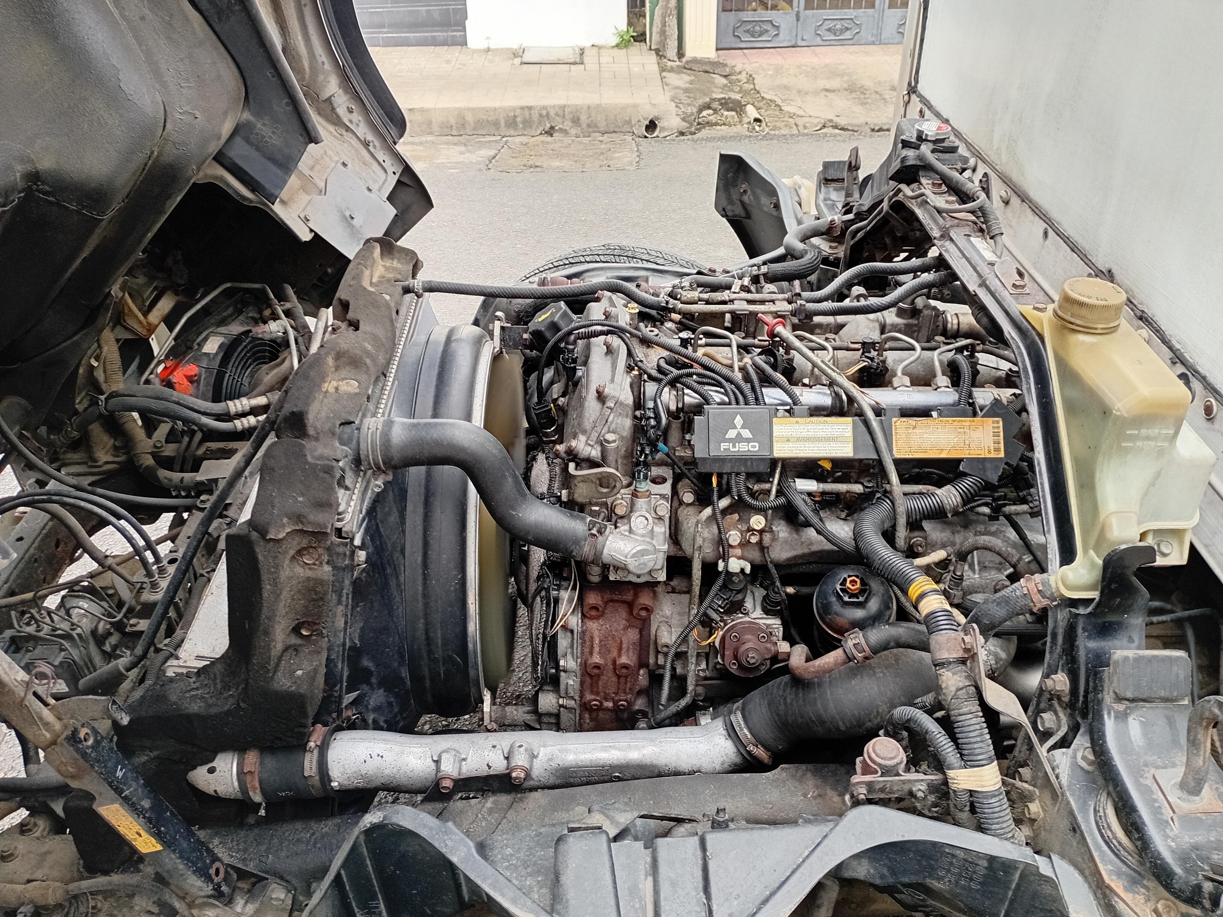 Mitsubishi fuso 2012 con traspaso incluido  en Duarte Foto 7291026-6.jpg