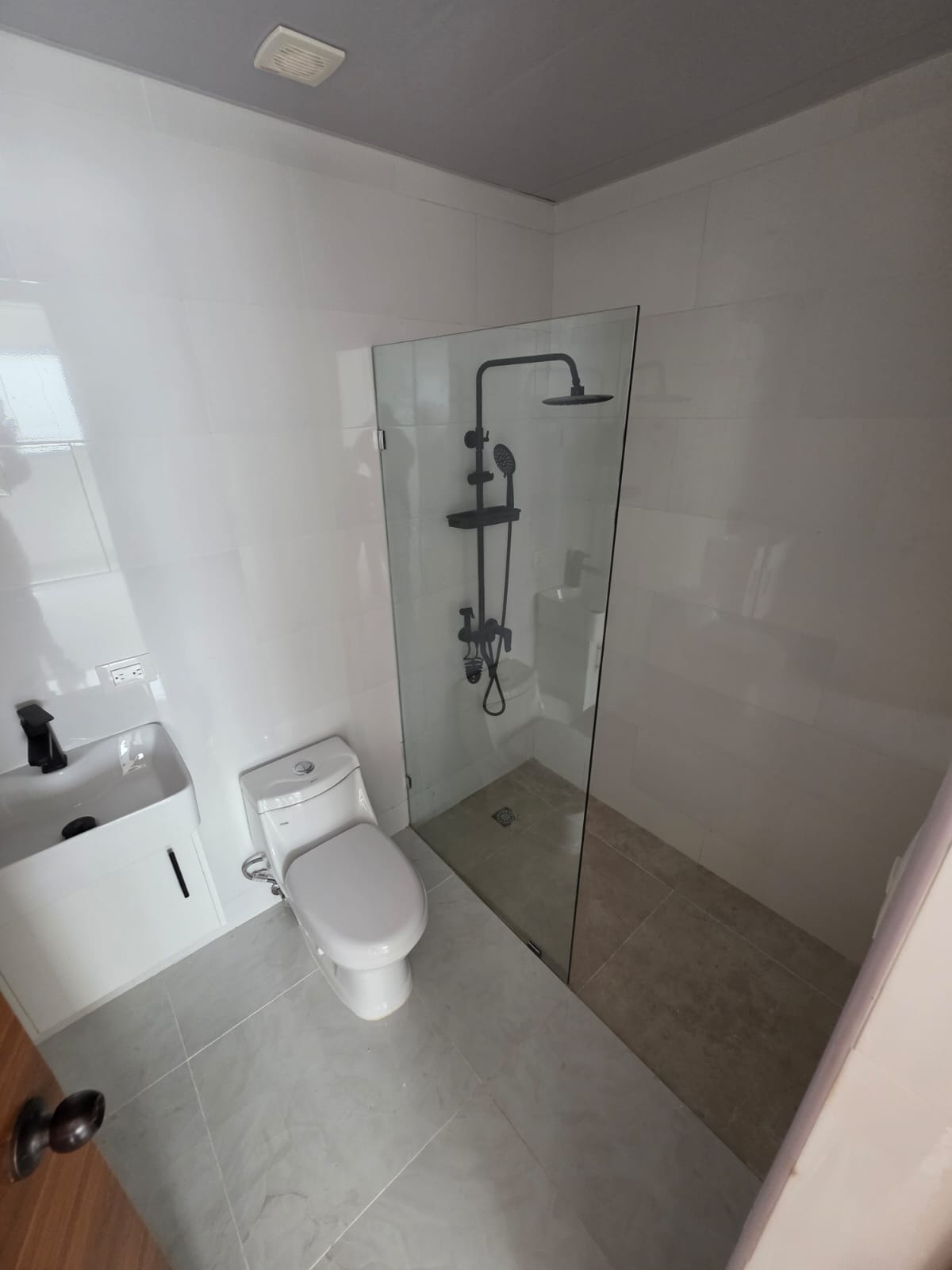 Vendo apartamento en torre moderna en Don Honorio  Foto 7291158-6.jpg