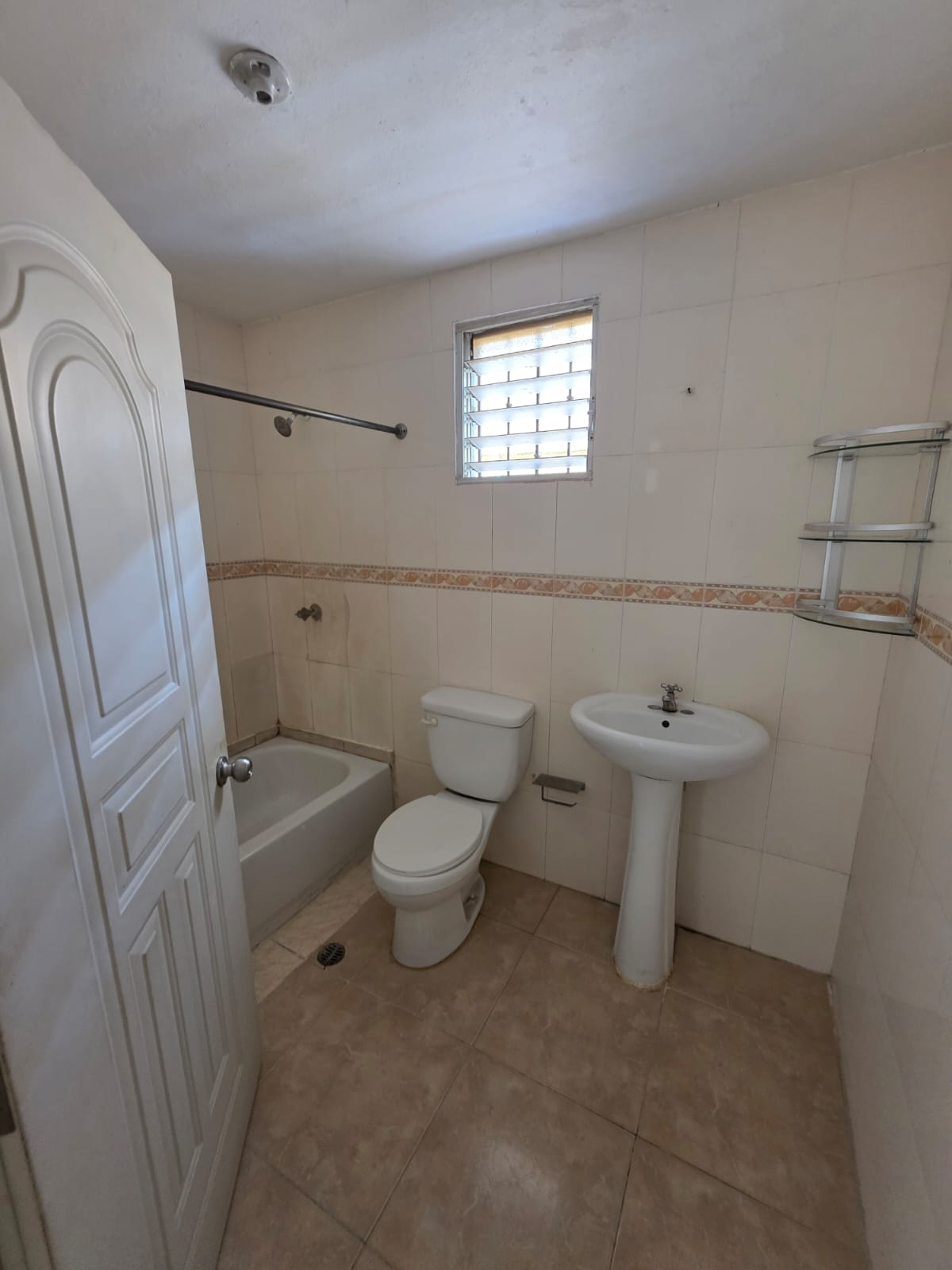 Alquilo apartamento en los hidalgos km 14 Autopista Duarte  Foto 7291234-5.jpg