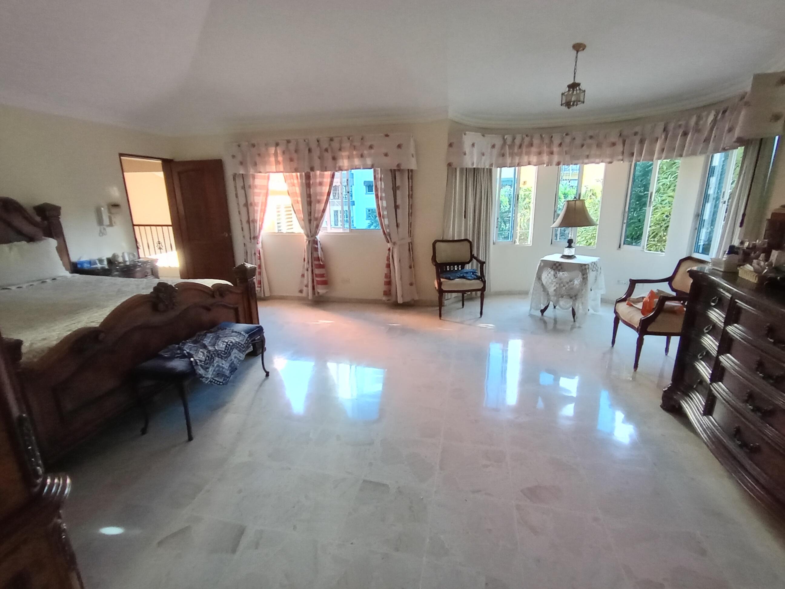 Vendo casa en Don Honorio Próximo a carrefour  Foto 7291246-10.jpg