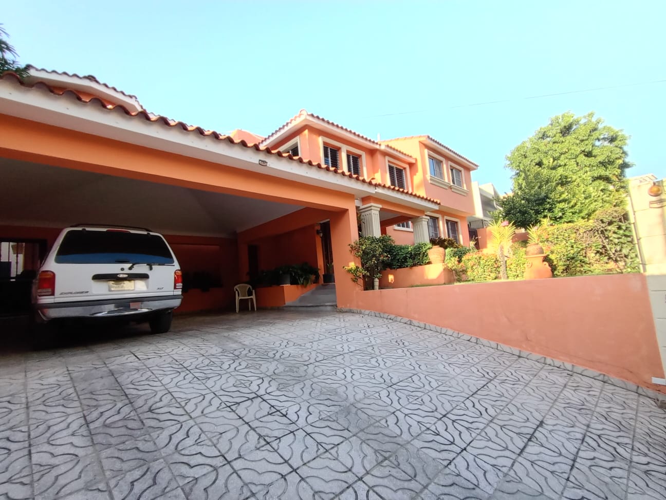 Vendo casa en Don Honorio Próximo a carrefour  Foto 7291246-3.jpg