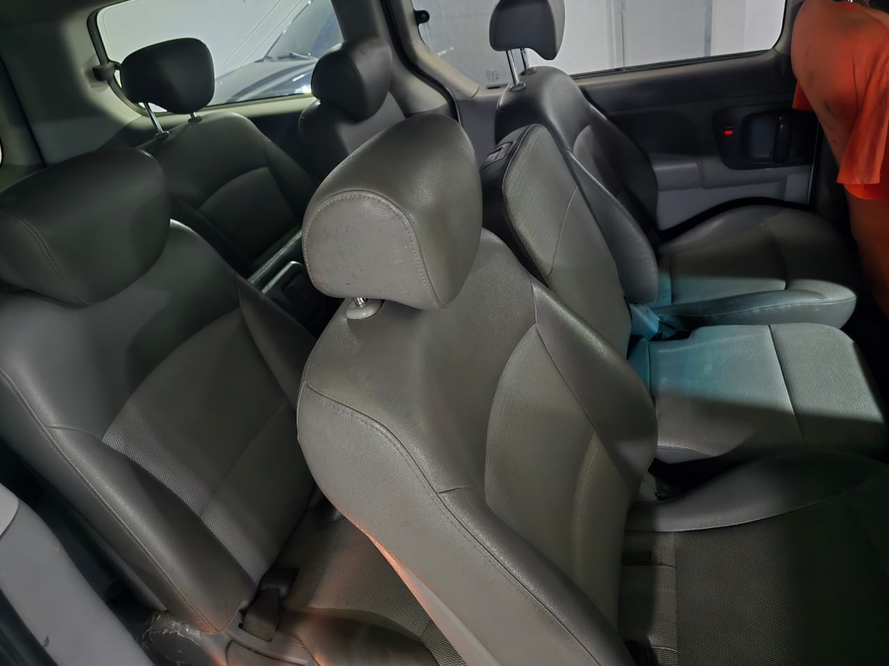VAN   HYUNDAI  GRAND  STAREX    Foto 7291272-11.jpg