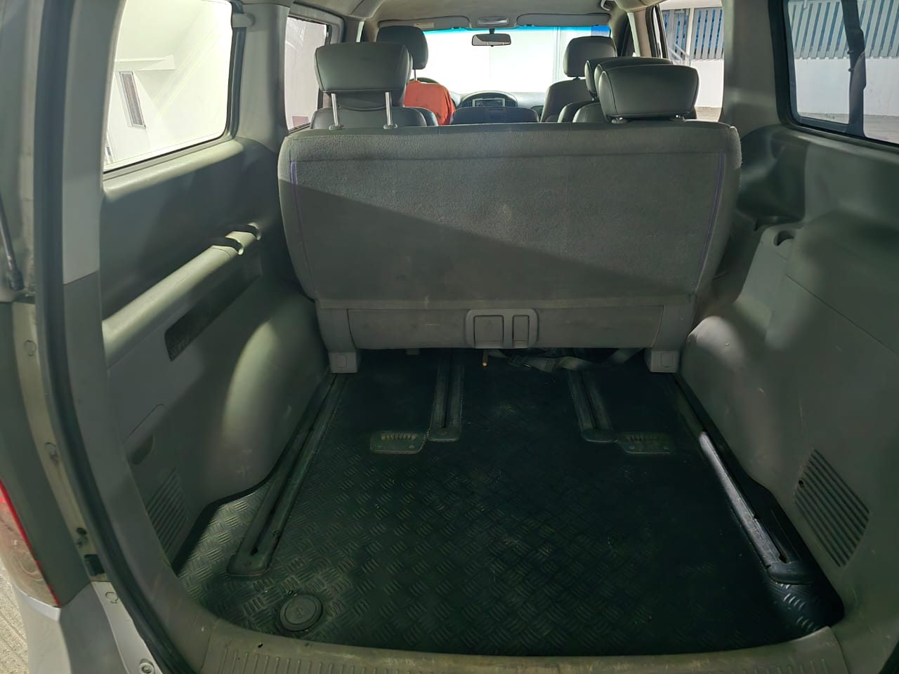 VAN   HYUNDAI  GRAND  STAREX    Foto 7291272-4.jpg
