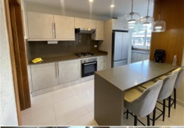 Apartamento en alquiler de 3 Hab amueblado en el millón Foto 7291288-1.jpg