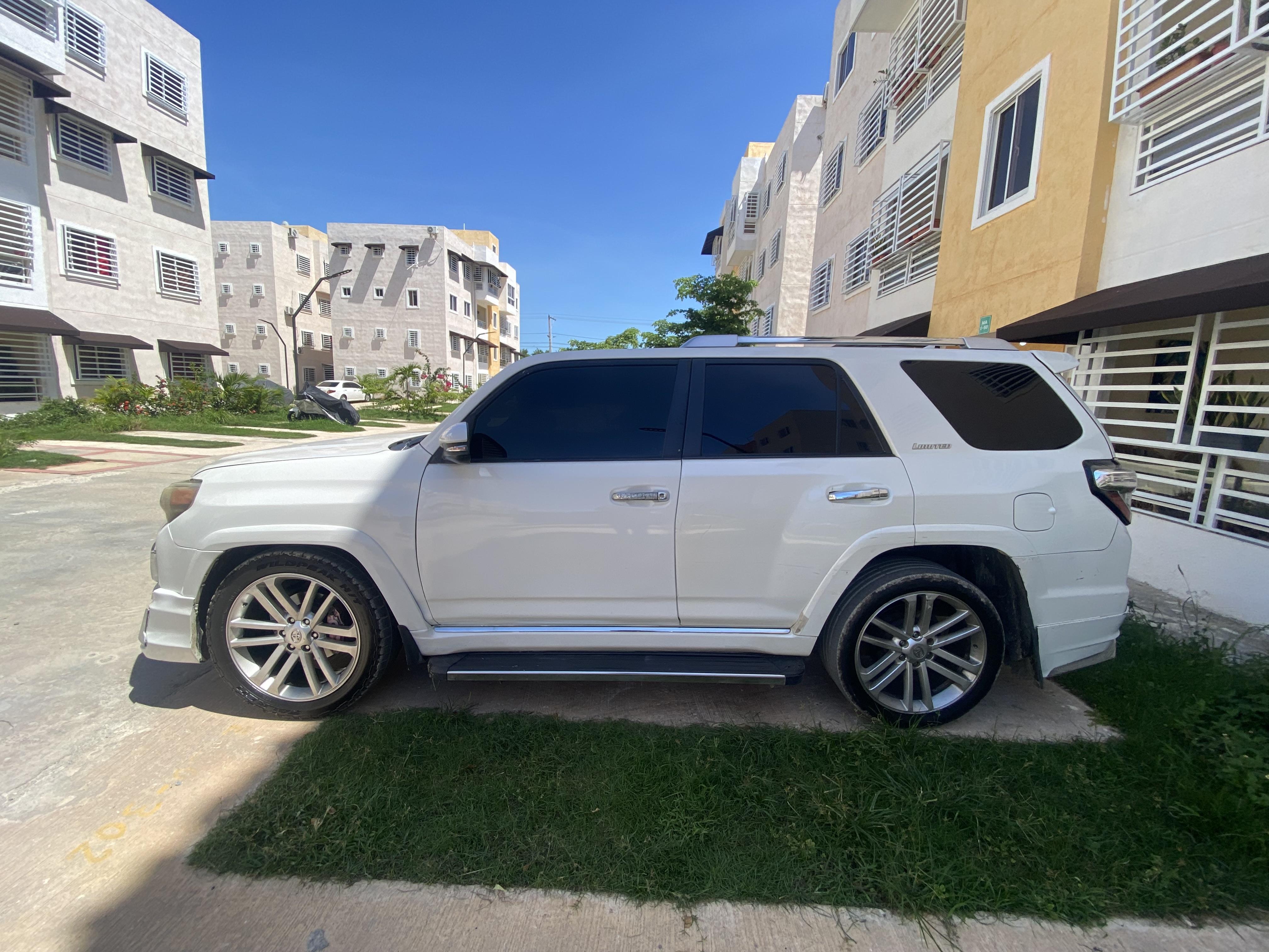 TOYOTA 4RUNNER RENTA Foto 7291351-6.jpg