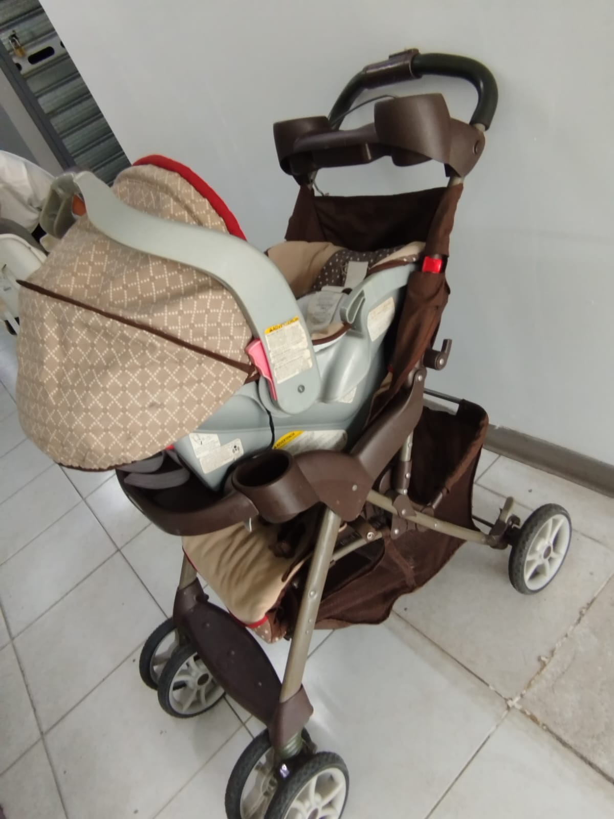 Coche y car seat Foto 7291427-2.jpg