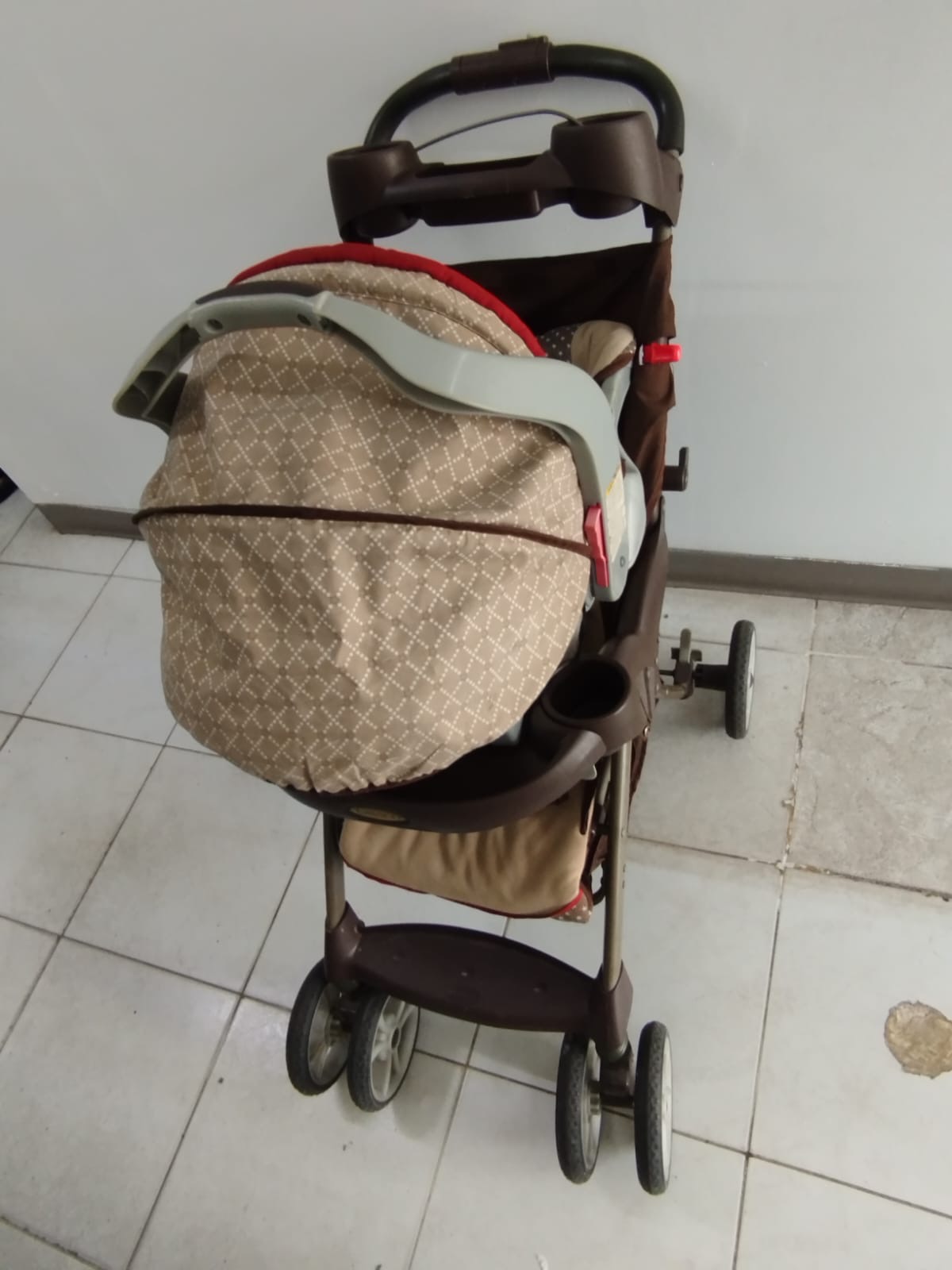 Coche y car seat Foto 7291427-3.jpg